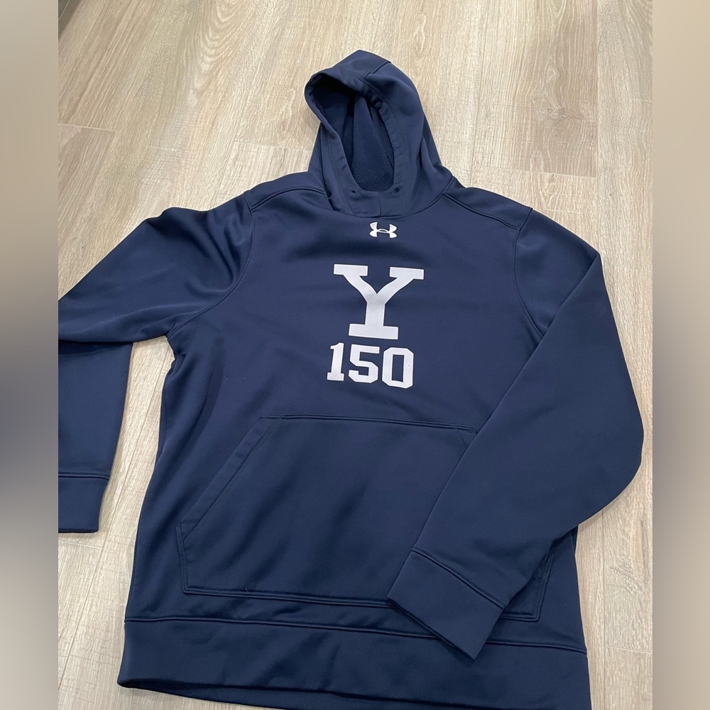 Yale hoodie
